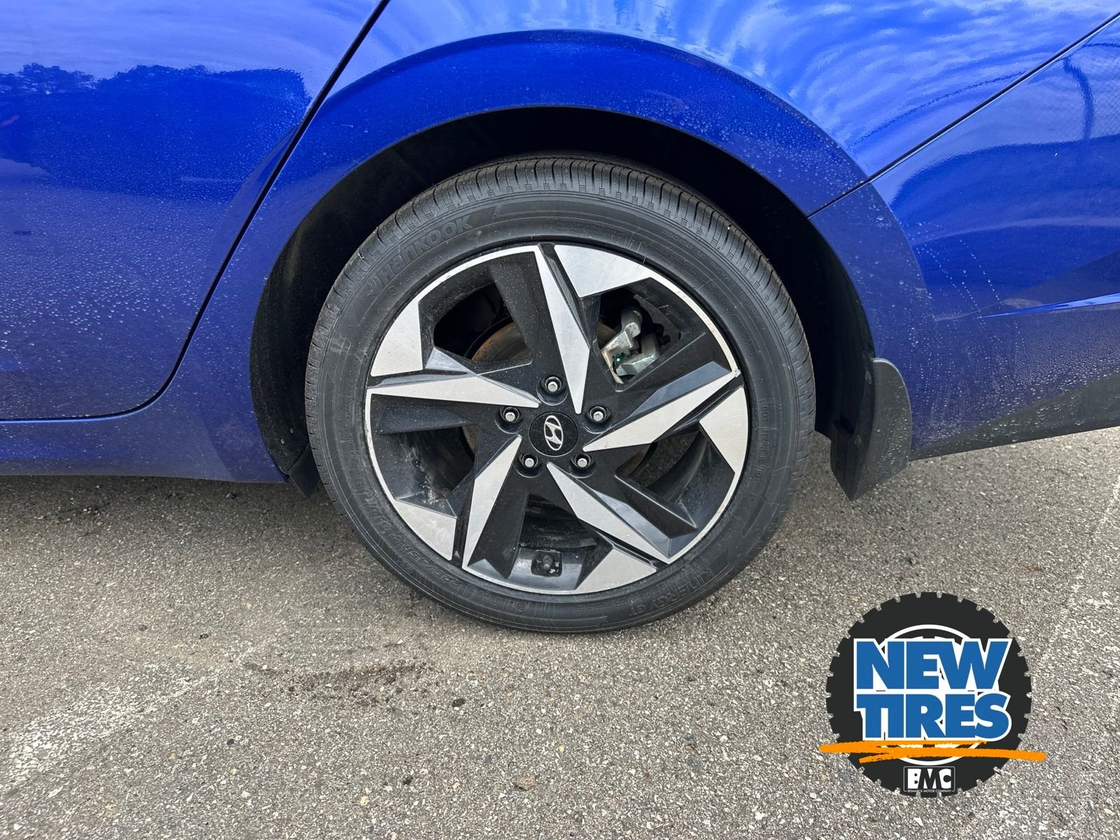 Used 2023 Blue Hyundai SEL image 7