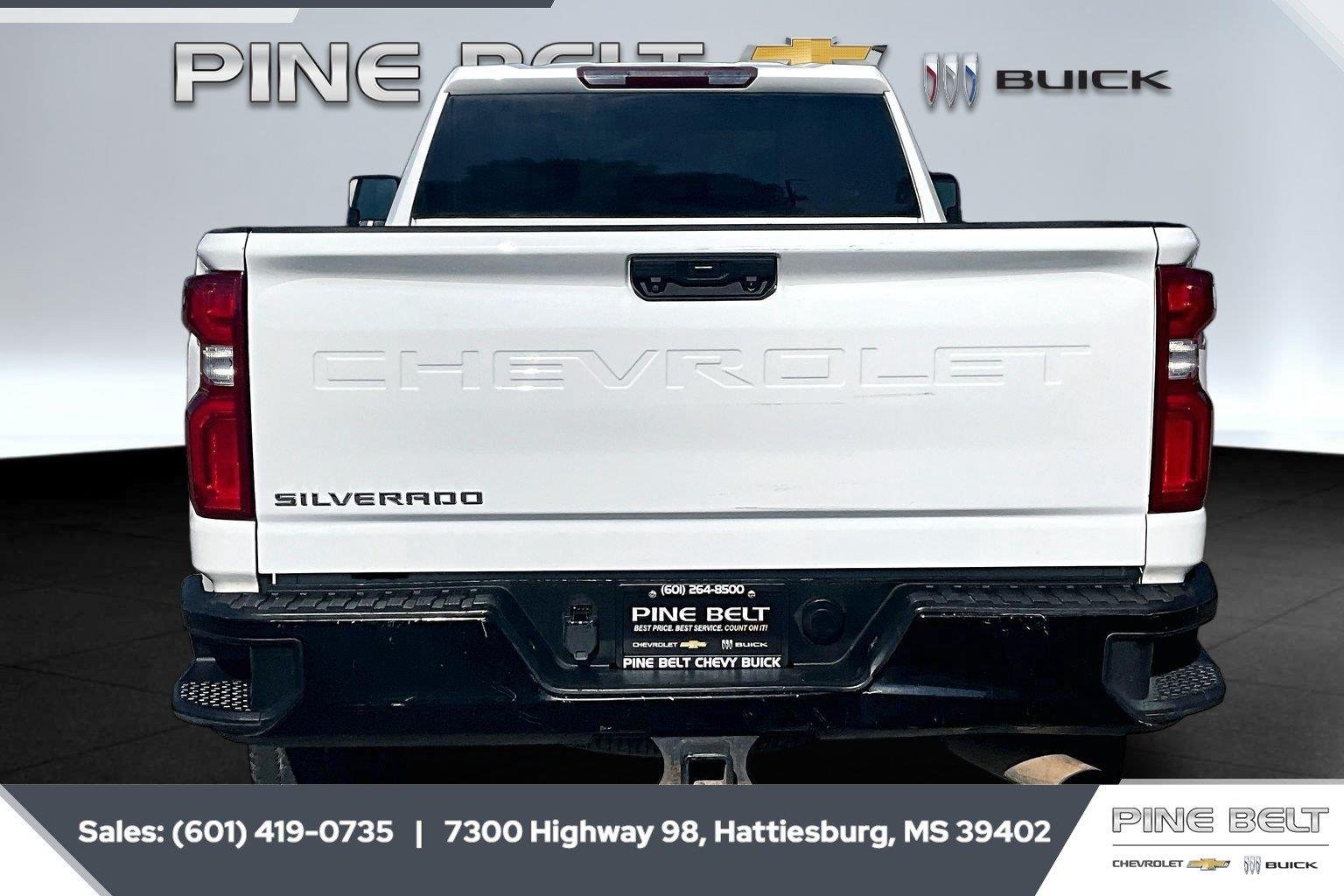Used 2021 SUMMIT WHITE Chevrolet Custom image 4