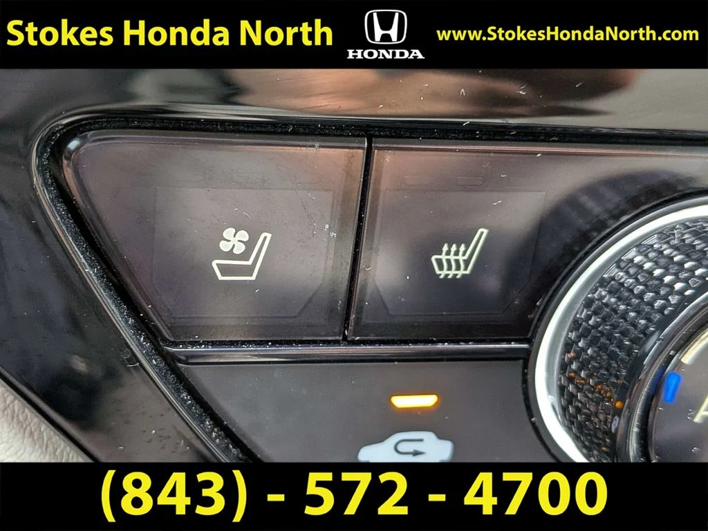 Used 2023 White Honda Touring image 25