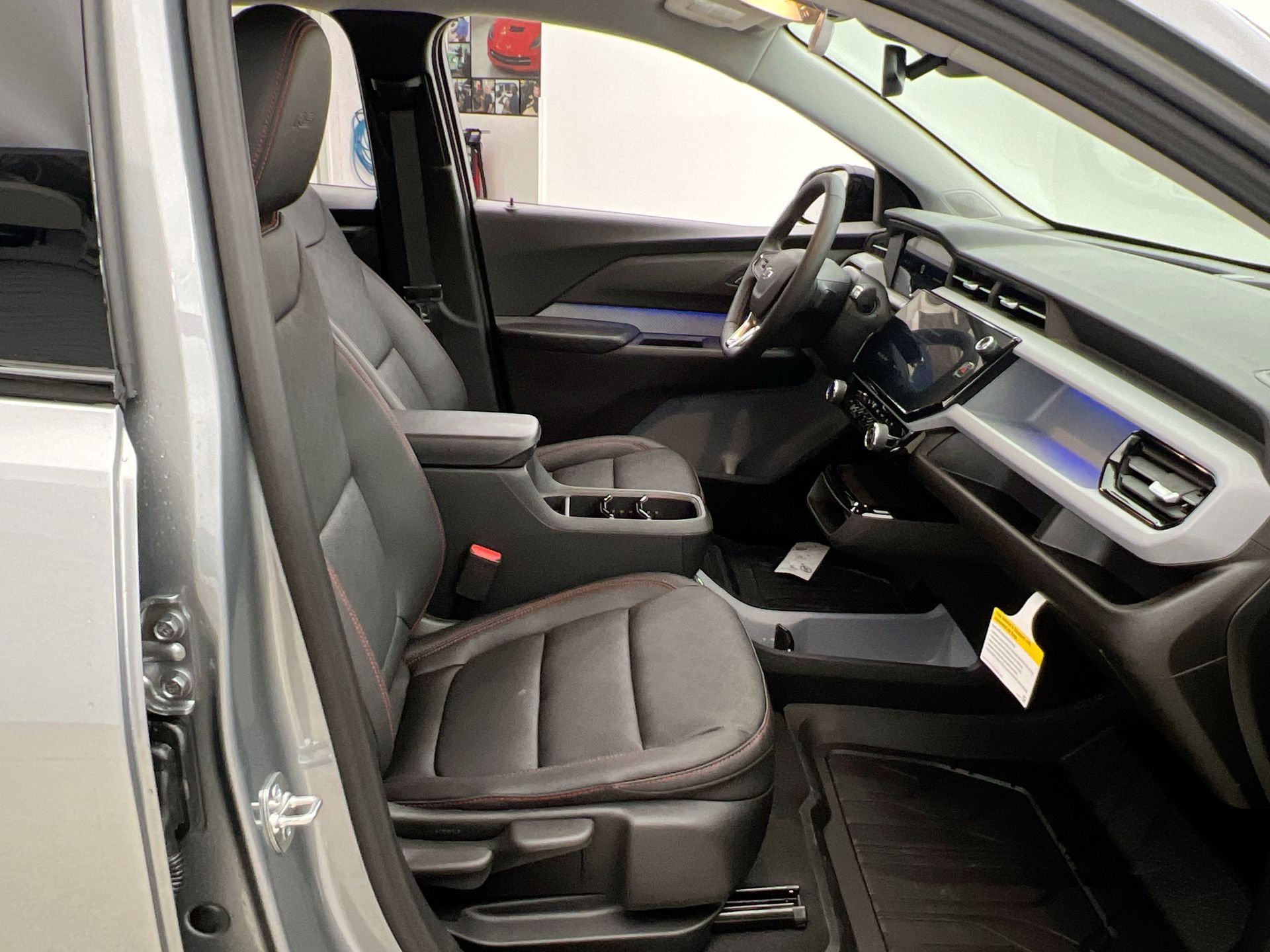 2027 Chevrolet Bolt RS - Photo 82