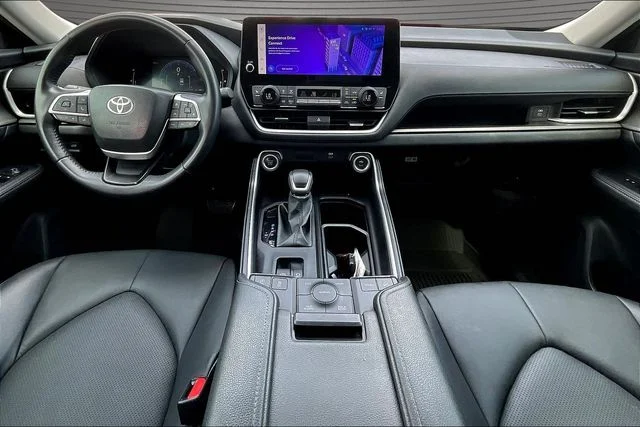 Used 2024 Blue Toyota XLE image 7
