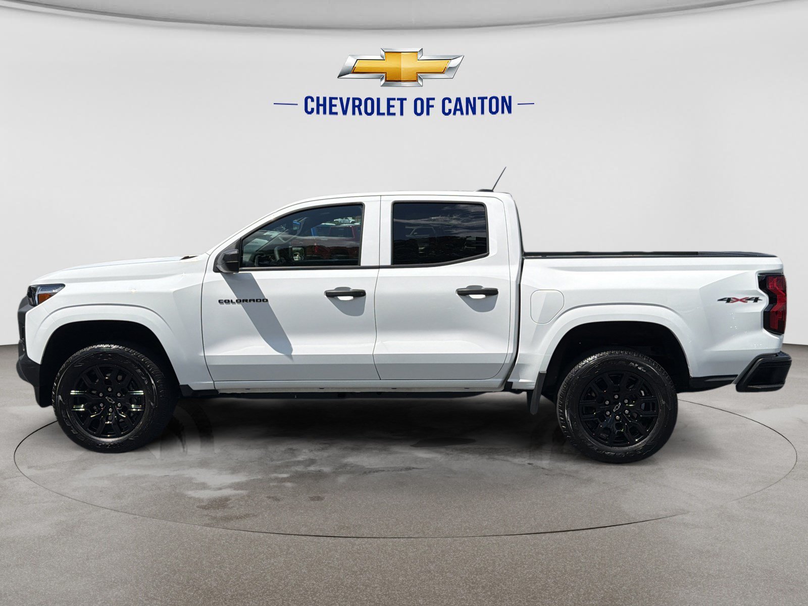 Used 2026 Summit White Chevrolet WT image 8