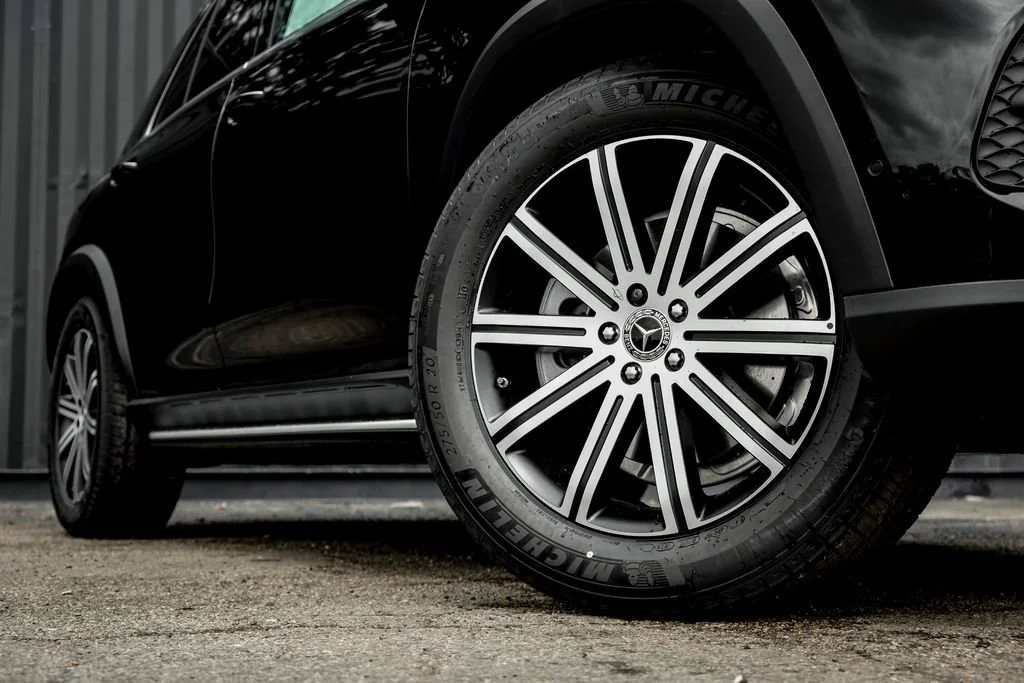 New 2026 Black Mercedes-Benz GLE 350 image 43