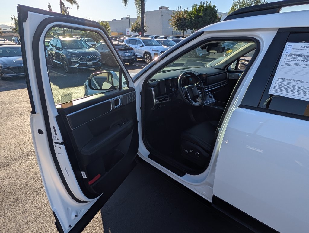Used 2026 White Hyundai SEL image 34