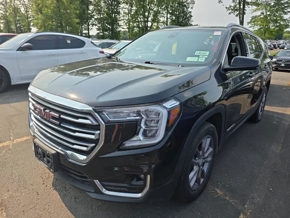 Used 2024 Black GMC SLT image 6