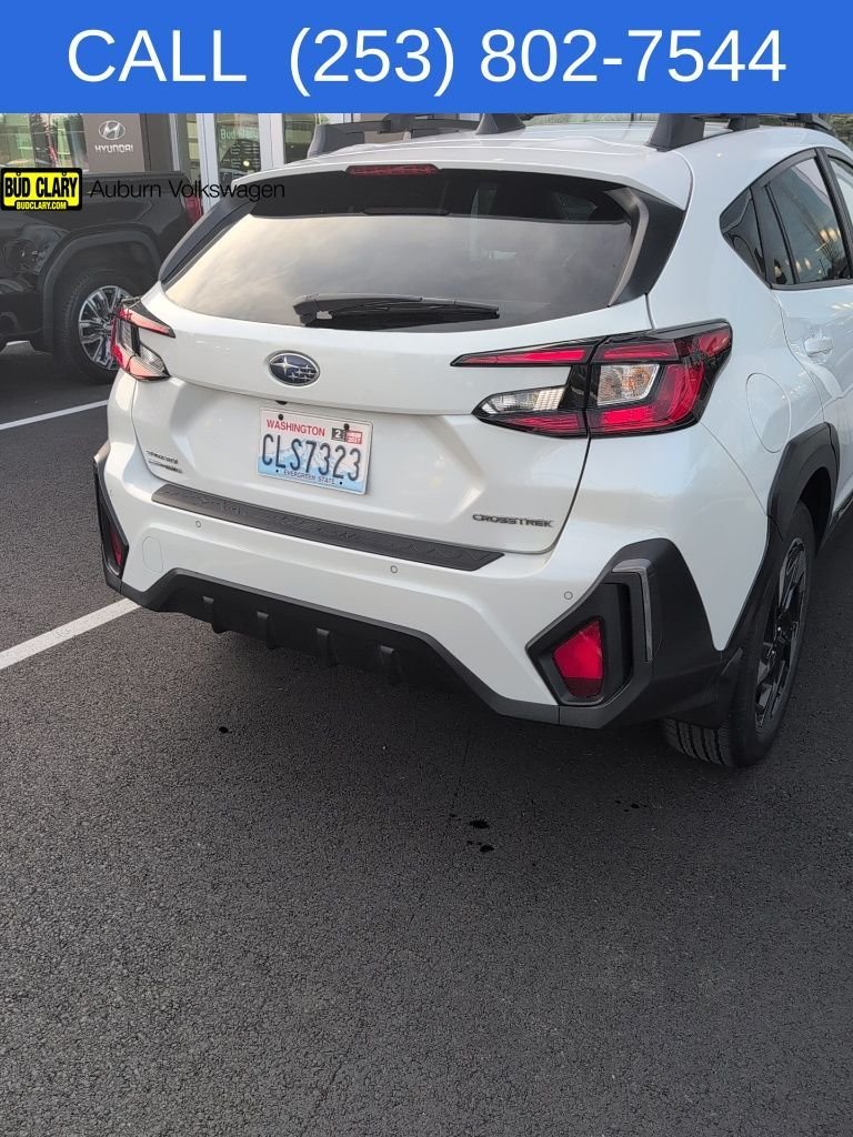 Used 2024 Crystal White Pearl Subaru Limited image 4