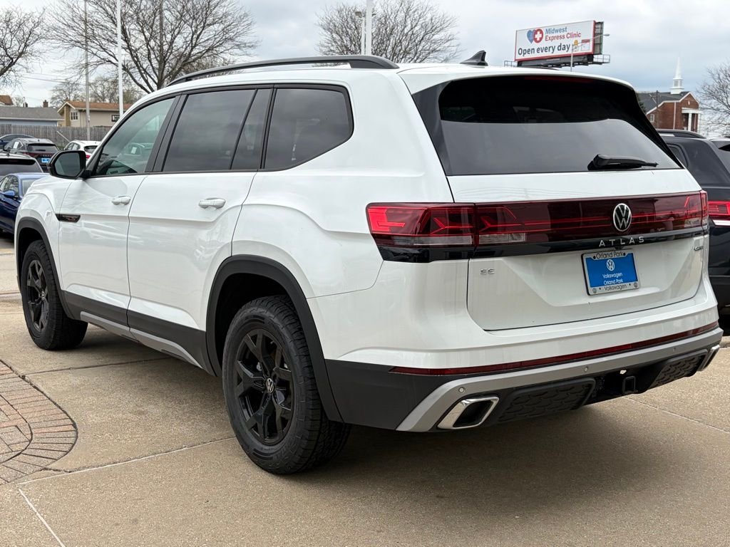 New 2026 Opal White Pearl Volkswagen Peak Edition image 8