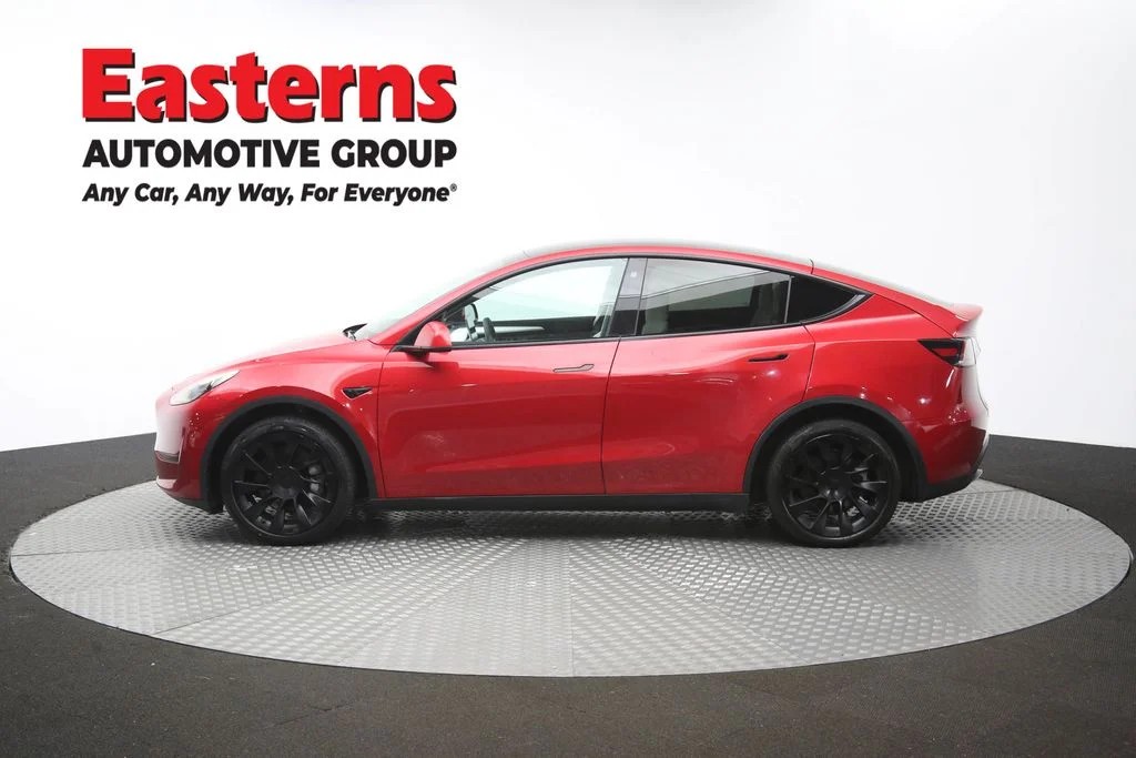 Used 2023 Red Tesla Long Range image 57