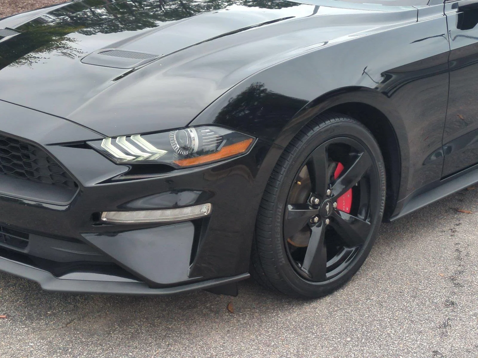 Used 2022 Shadow Black Ford EcoBoost image 9