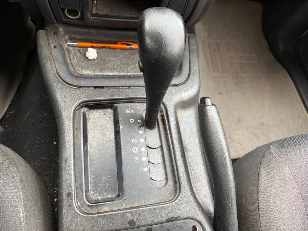 Used 2004 Stone White Jeep Laredo image 21
