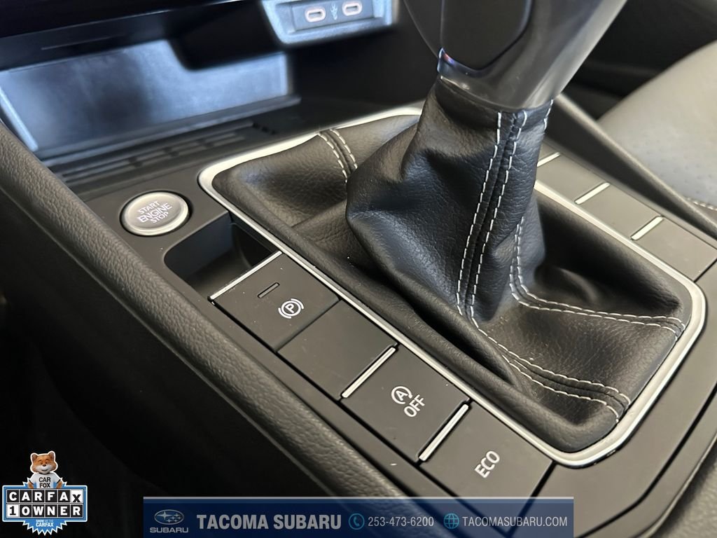 2025 Volkswagen Jetta SE - Photo 25