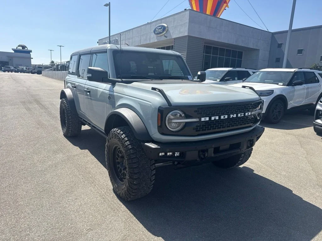 2024 Ford Bronco Wildtrak 4x4's photo