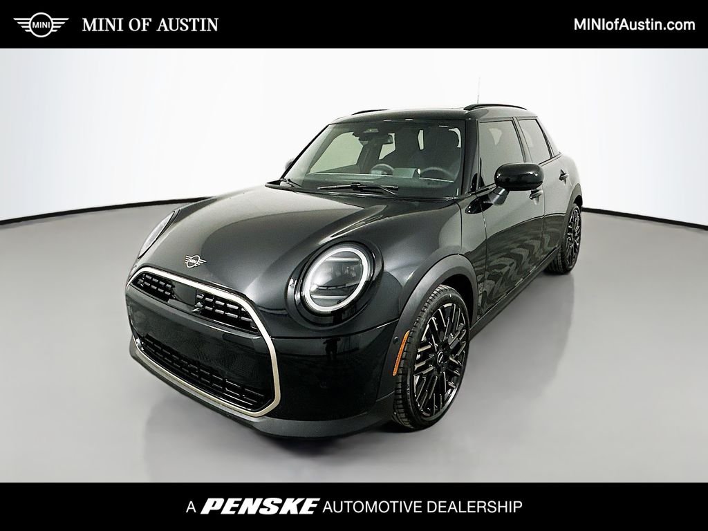 2025 MINI Hardtop Cooper Signature's photo