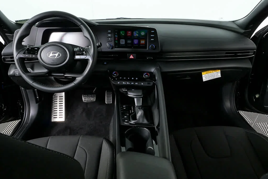 New 2026 Amazon Gray Hyundai SEL Sport Premium image 28