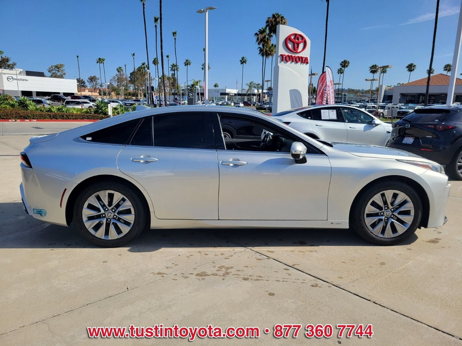 Certified Used 2024 Silver Toyota XLE image 3