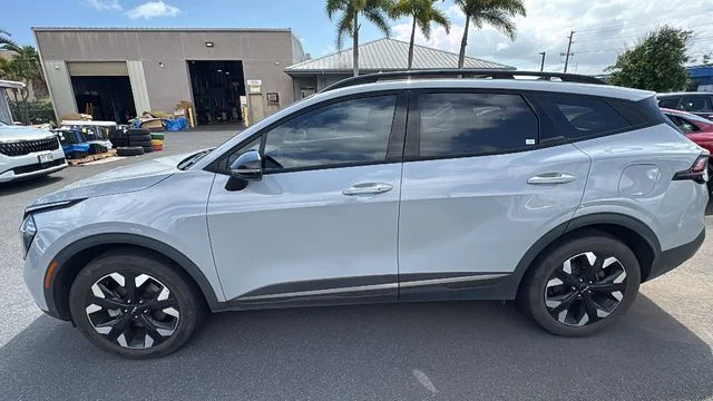 Used 2023 Gray Kia X-Line image 2