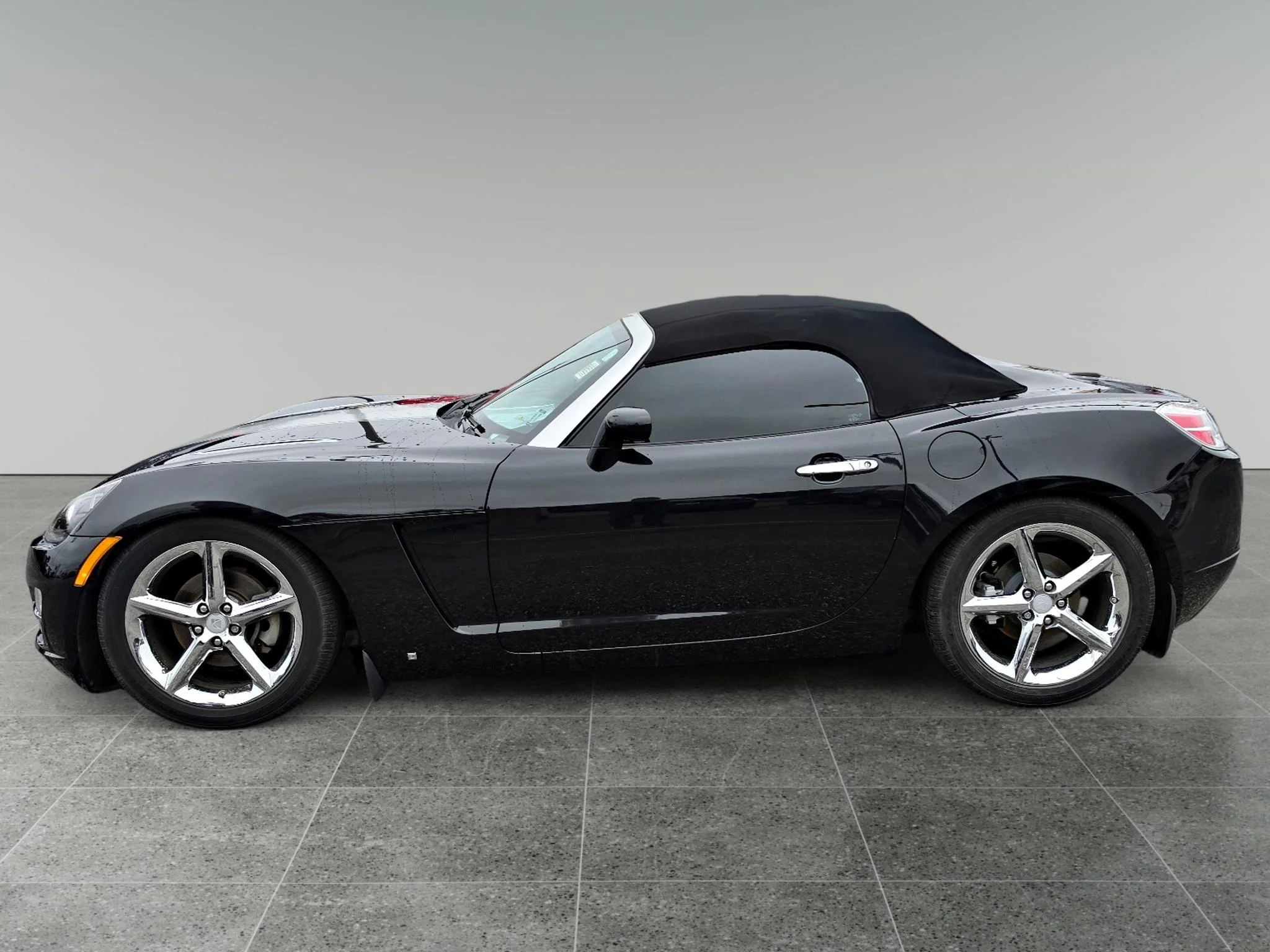 Used 2008 Carbon Flash w/Black Convertible Top Saturn Carbon Flash SE image 9