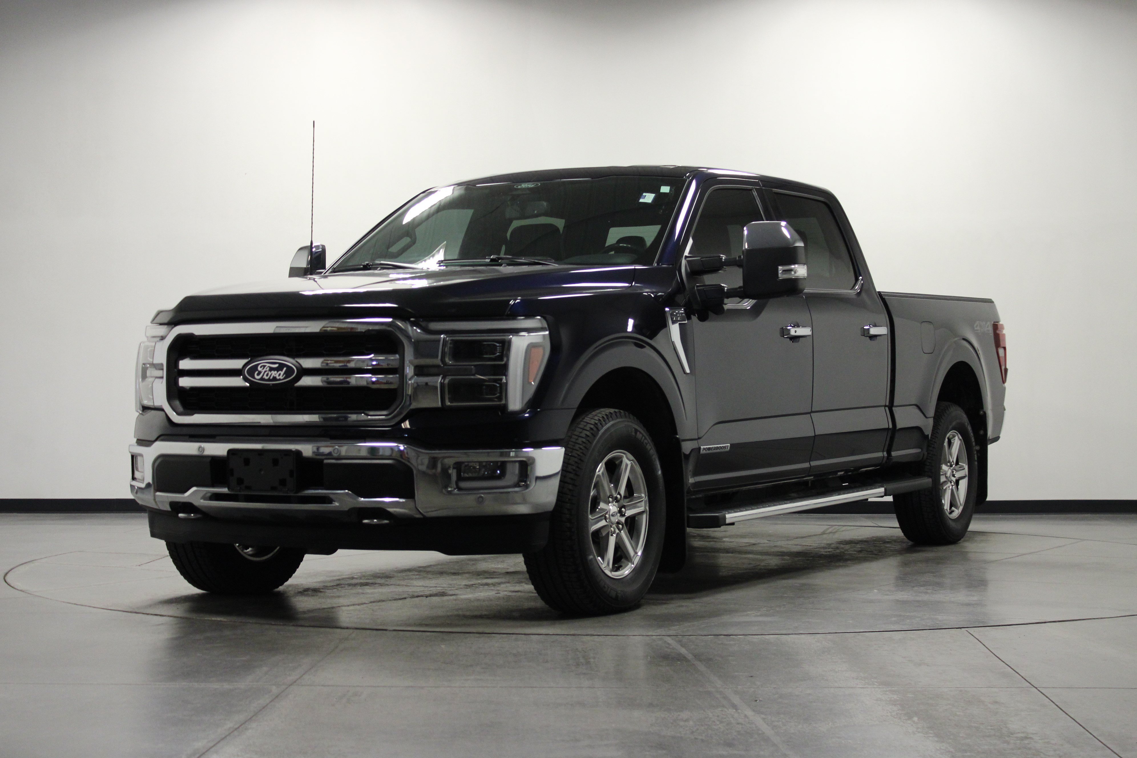 Used 2024 Antimatter Blue Metallic Ford LARIAT image 8