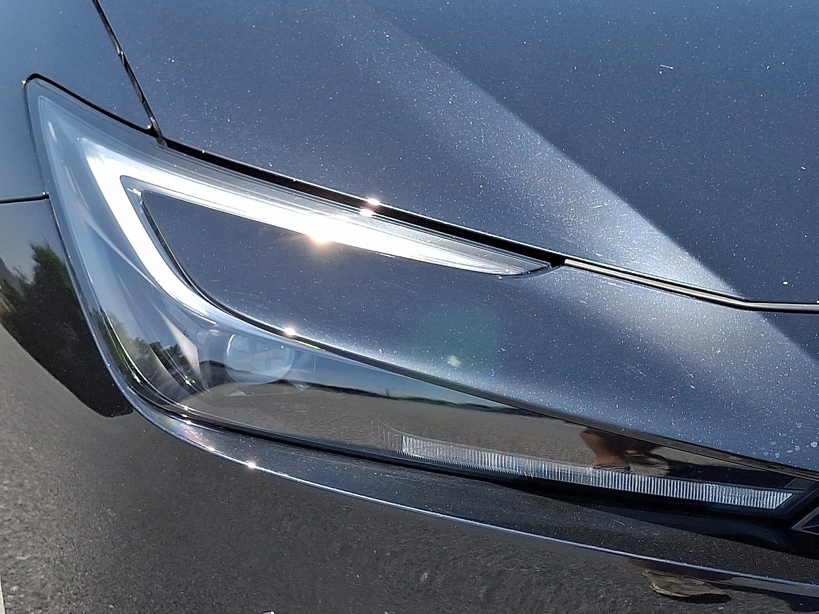 Used 2025 Midnight Black Metallic Toyota LE image 10