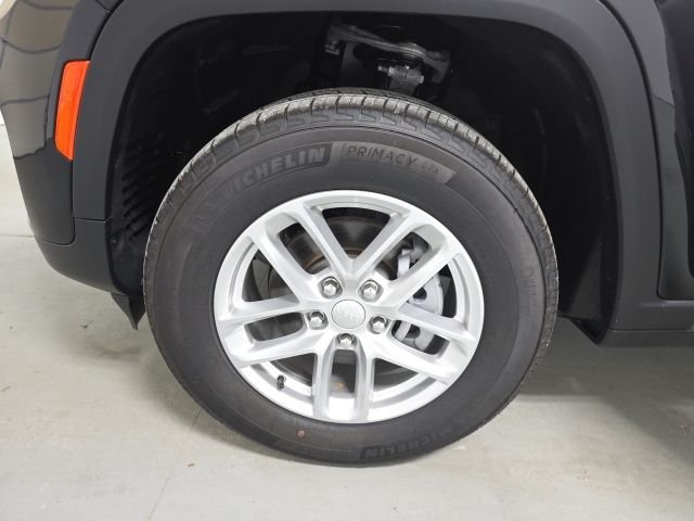 2026 Jeep Grand Cherokee Laredo - Photo 14