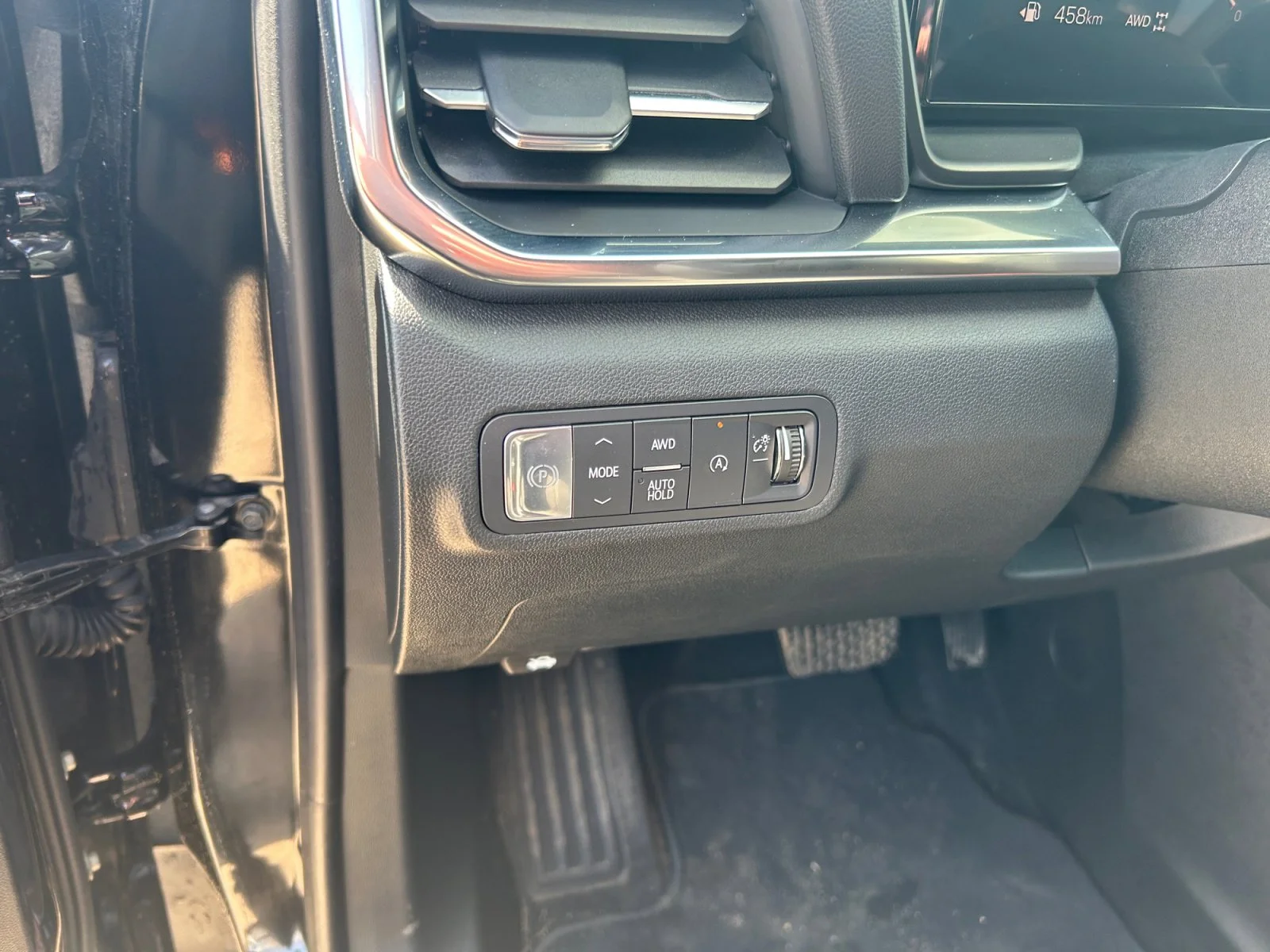 Used 2026 Black GMC AWD Elevation image 15