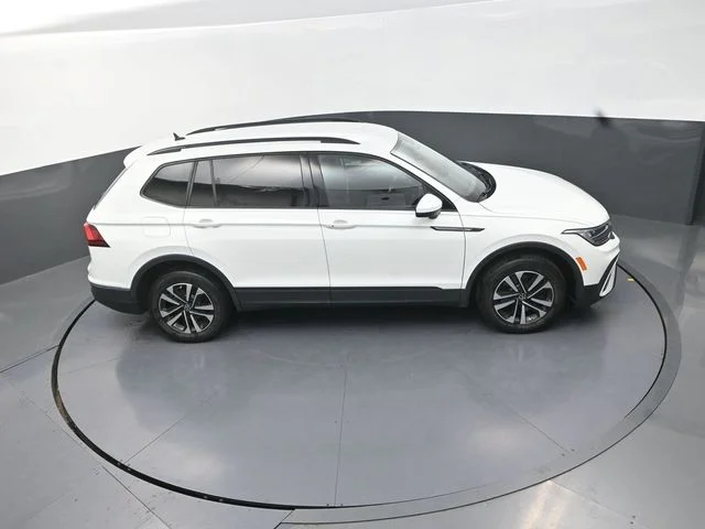 Used 2022  Volkswagen 2.0T S image 18