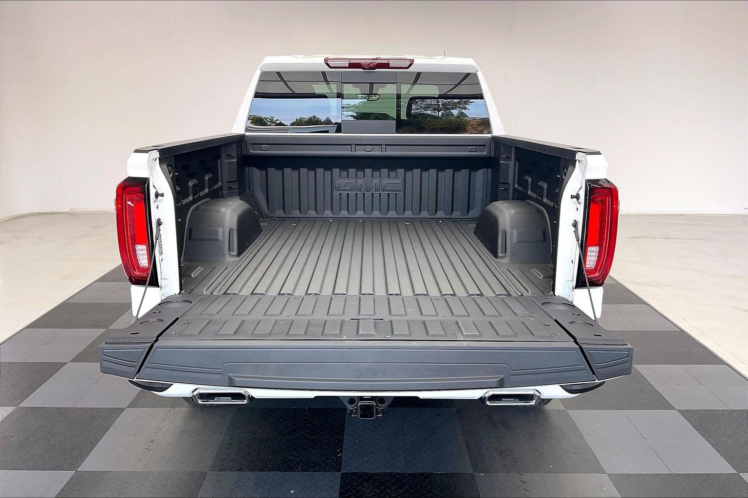 2026 GMC Sierra 1500 AT4 - Photo 11