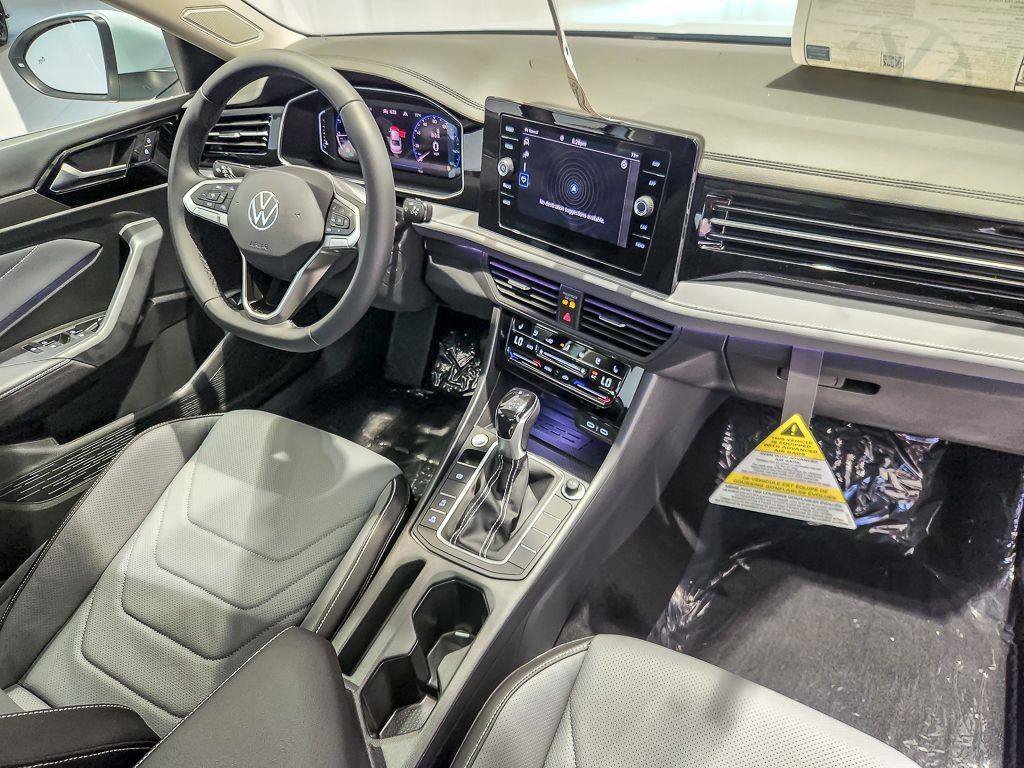 New 2027 Monument Gray Volkswagen 1.5T SEL image 18