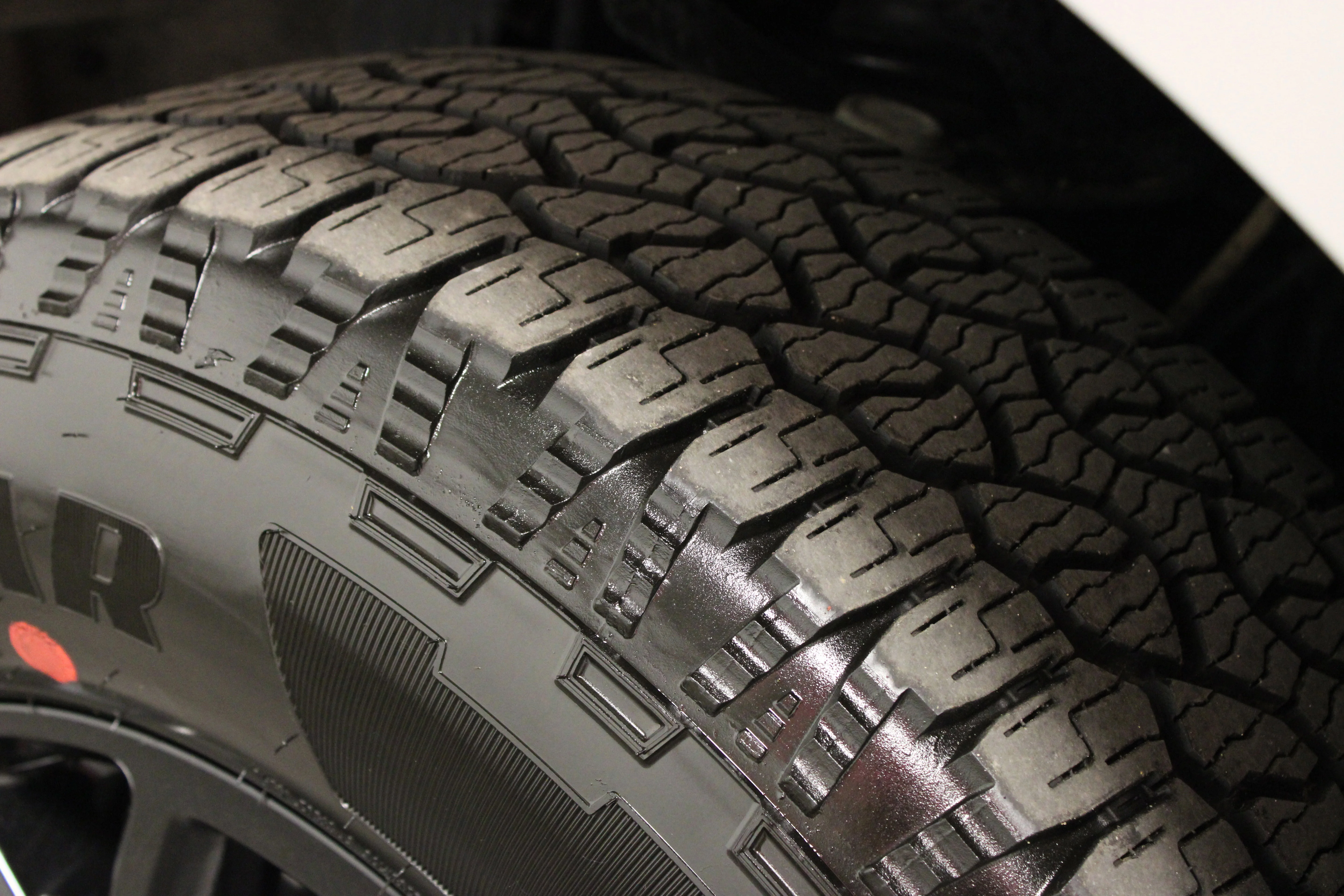 Used 2024 Avalanche Ford XLT image 11