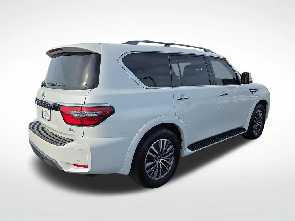 Used 2023 White Nissan SL image 6