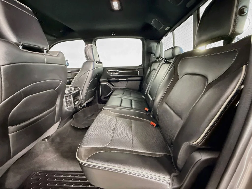 Used 2022 Silver Ram Laramie image 32