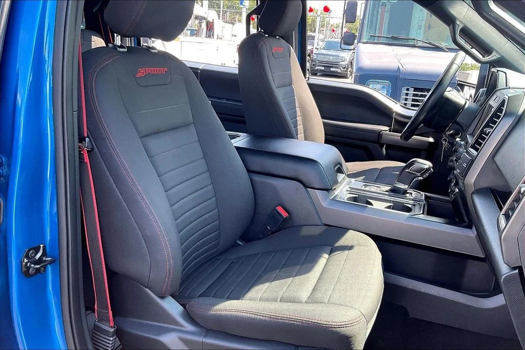 Used 2019  Ford XLT image 6