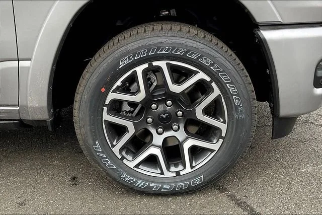 2025 RAM 1500 Laramie - Photo 13