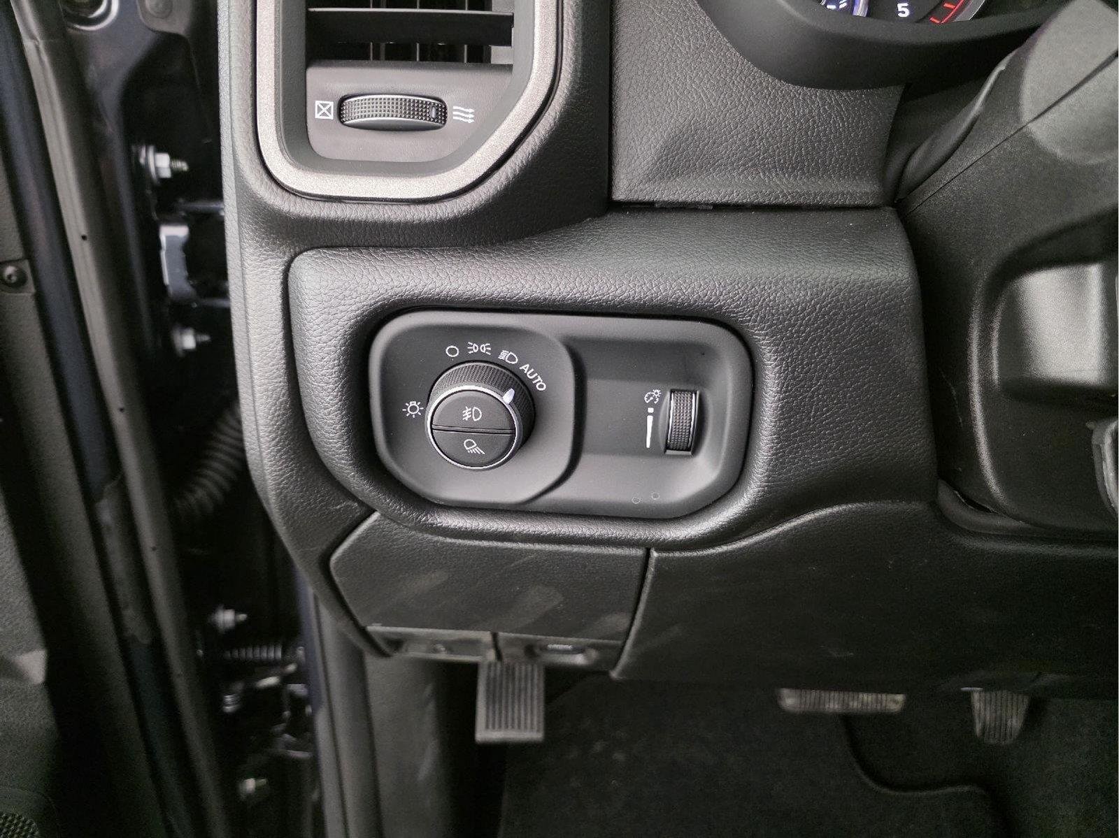2026 RAM 2500 Tradesman - Photo 33