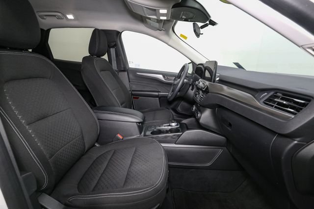 Used 2023 White Ford Active image 17