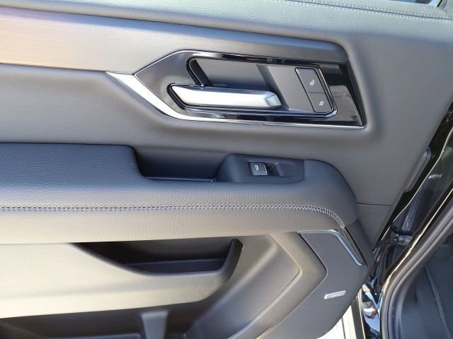 2026 GMC Yukon XL Denali - Photo 30