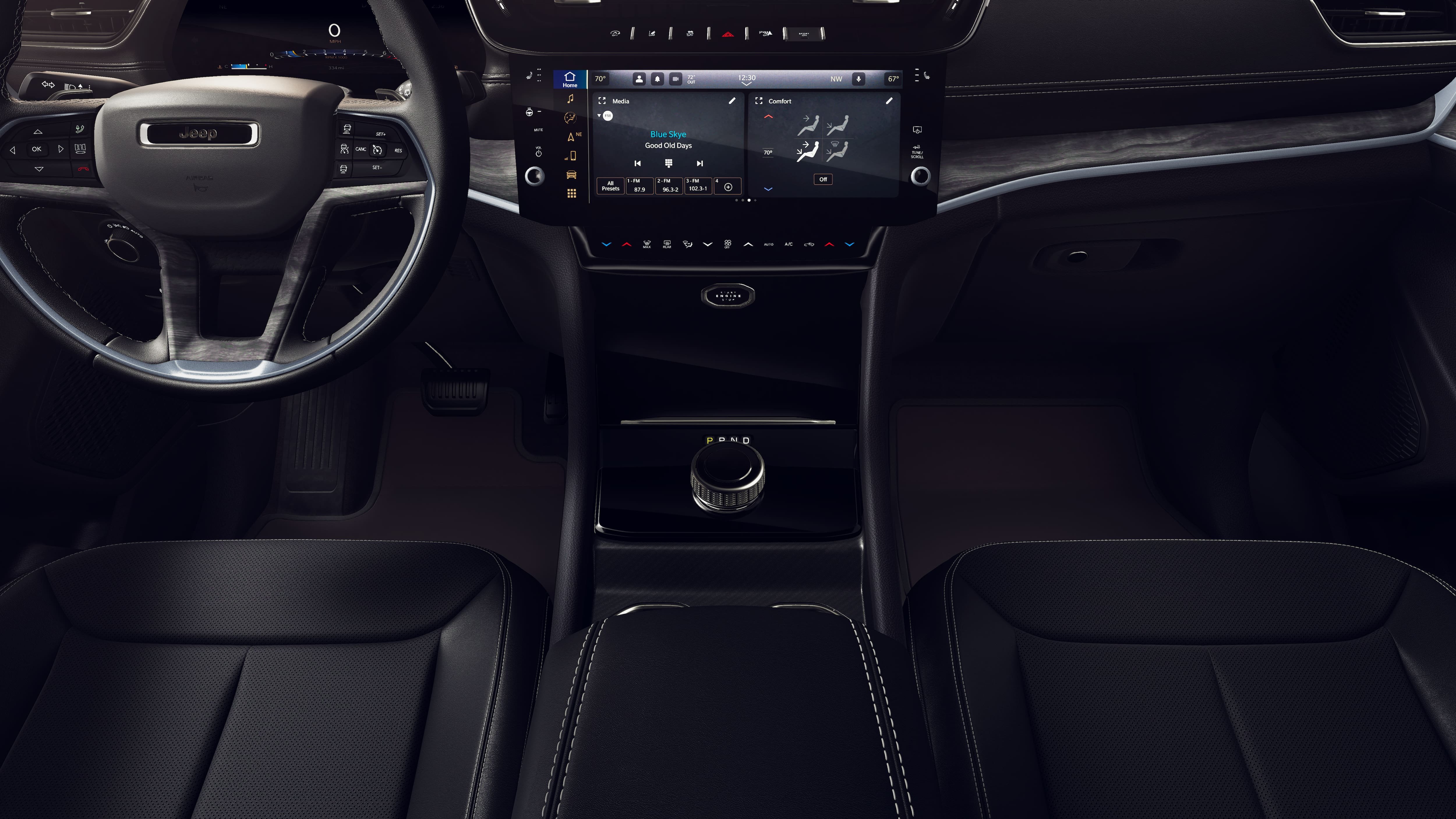 New 2026 Diamond Black Crystal Pearl-Coat Exterior Paint Jeep Laredo image 17