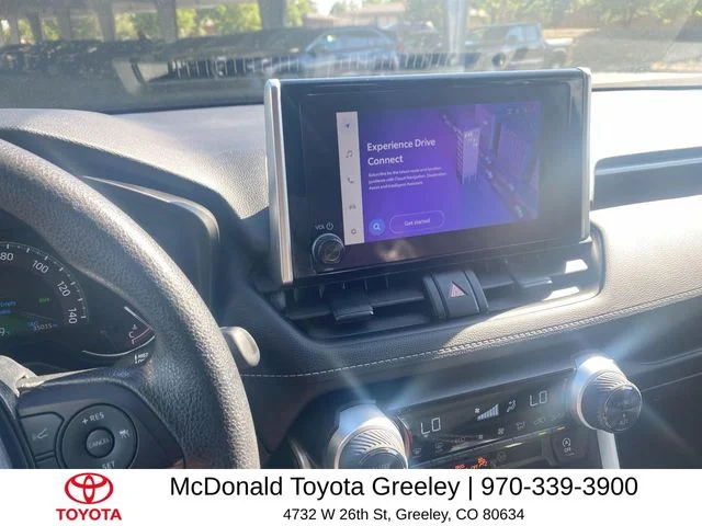 Certified Used 2025  Toyota XLE image 18