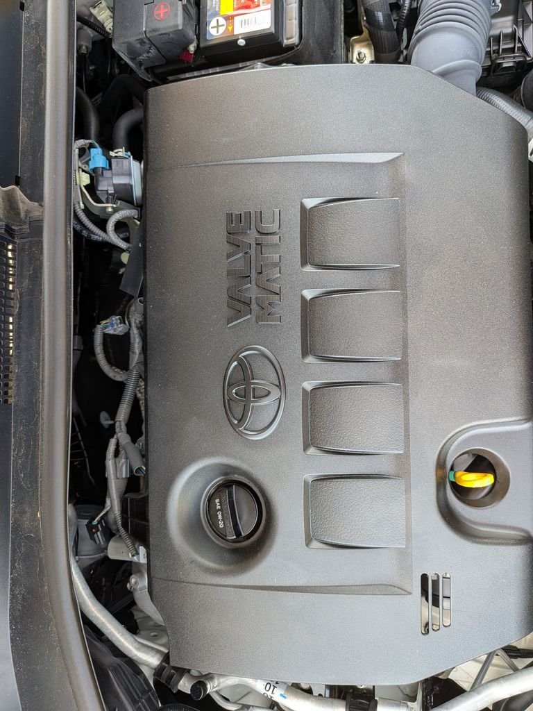 Used 2021 White Toyota XLE image 12
