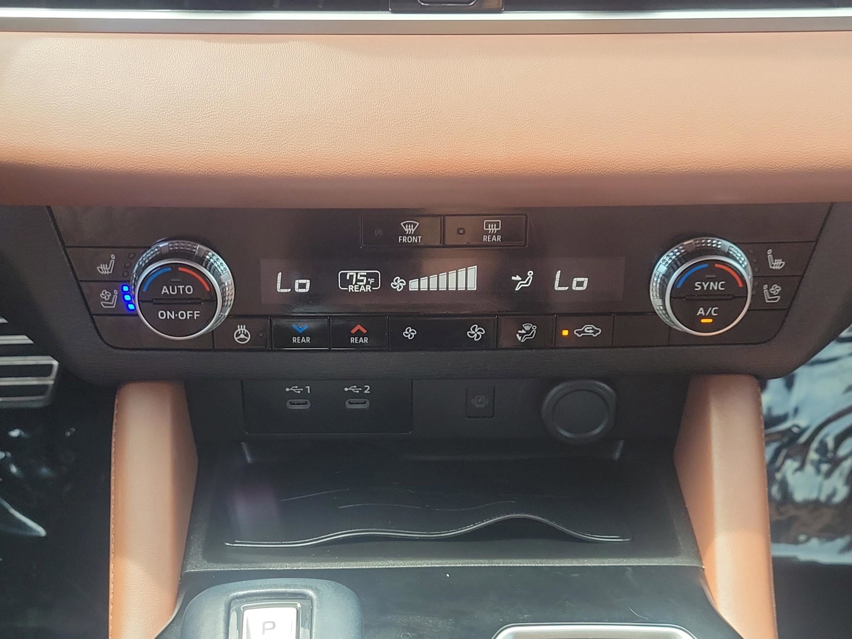 Used 2025 Moonstone Gray/Black Roof Mitsubishi SEL image 19
