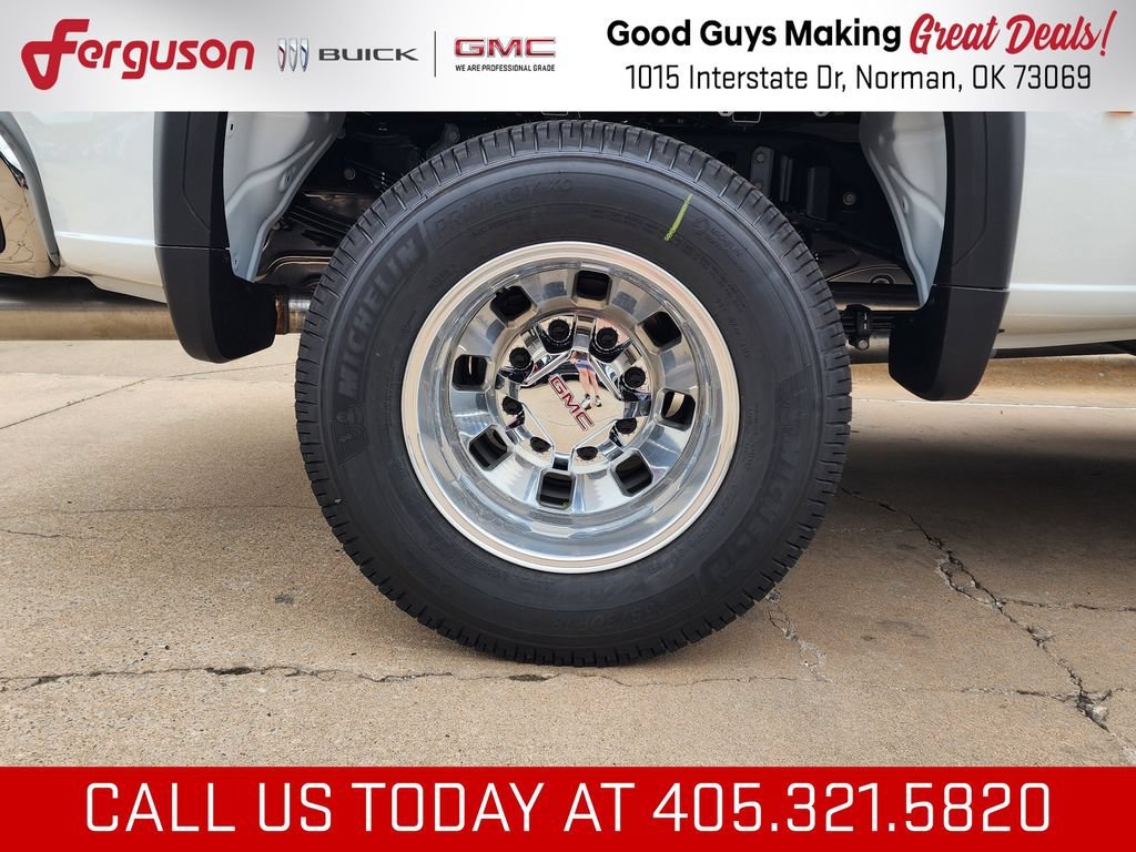 2026 GMC Sierra 3500HD Pro - Photo 50