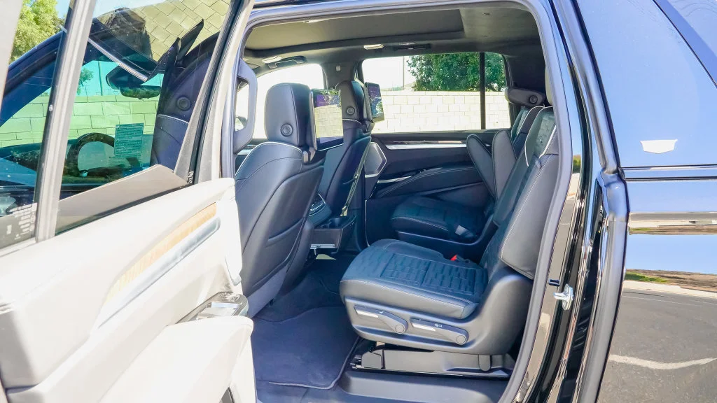 2026 Cadillac Escalade ESV Platinum Sport - Photo 10