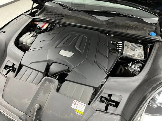 2022 Porsche Cayenne Platinum Edition - Photo 59
