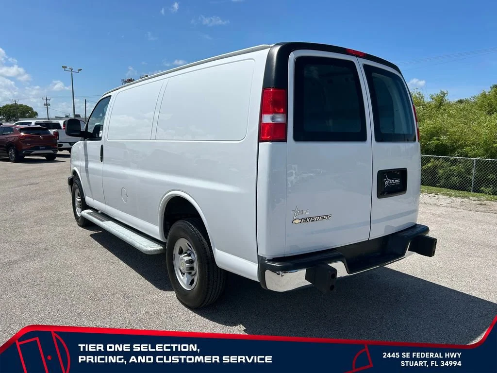 Used 2024 Summit White Chevrolet WT image 7