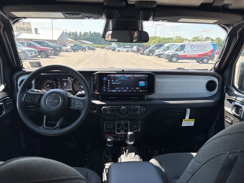 2026 Jeep Wrangler 4-Door Willys - Photo 14