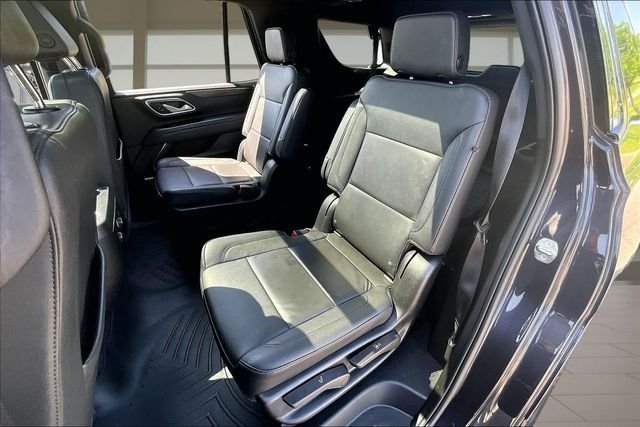 Used 2022 Gray Chevrolet Z71 image 26