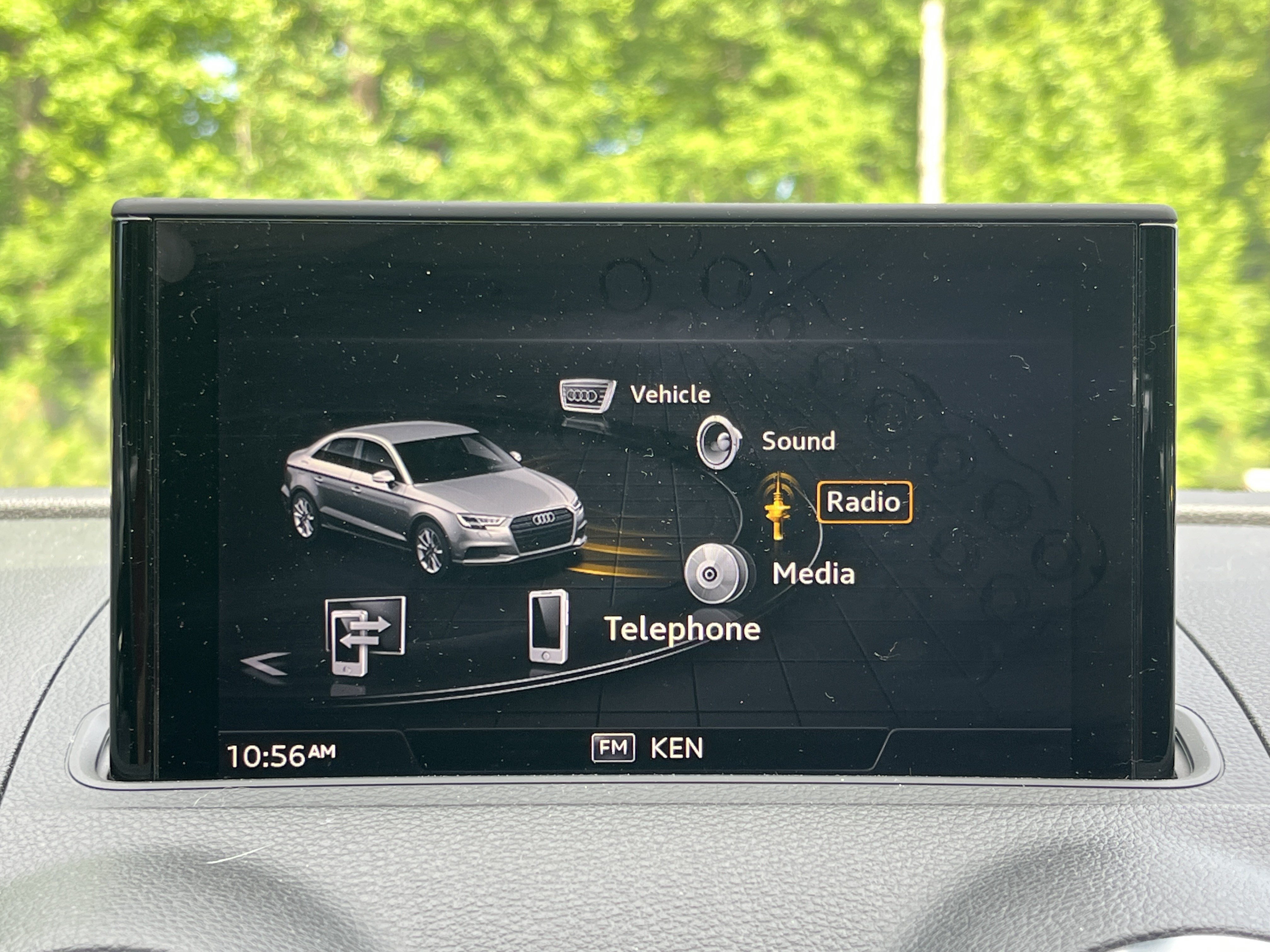 Used 2020 Glacier White Audi Premium image 8