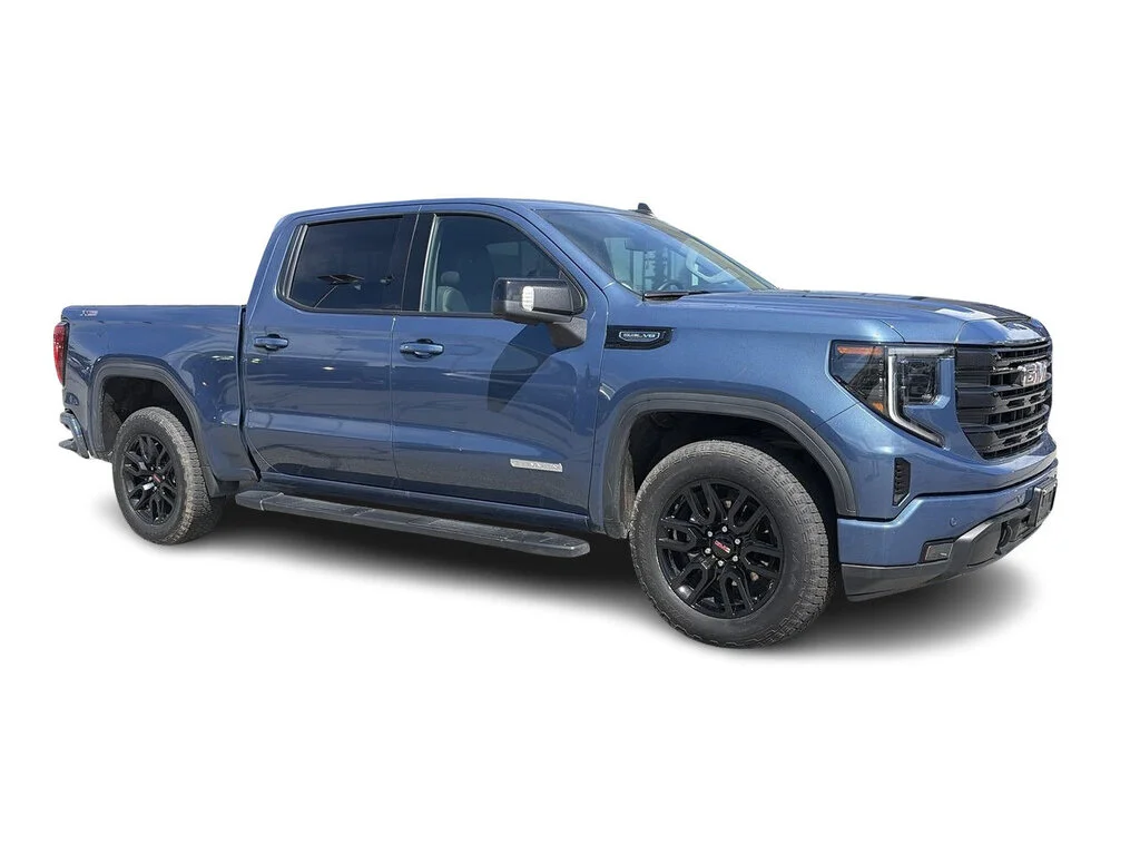 Used 2026 Downpour Metallic GMC Crew Cab Short Box 4-Wheel Drive Elevation Dilawri image 17