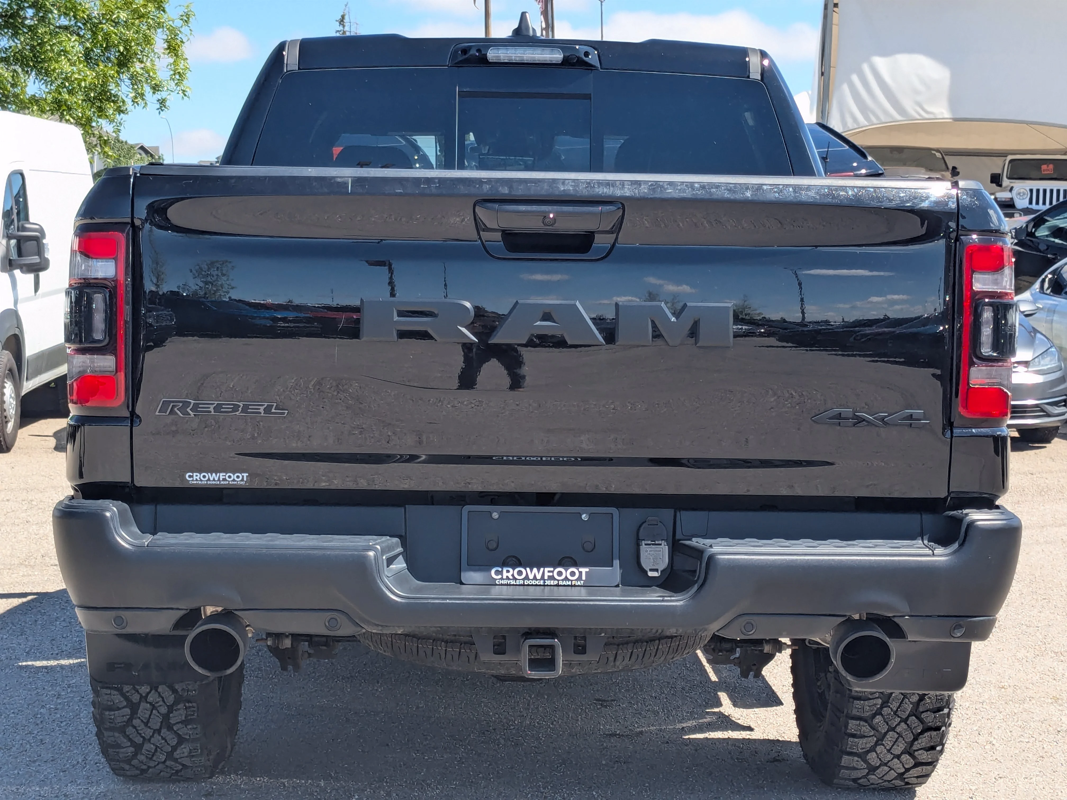 Used 2024 Black RAM Rebel - GT Pkg - Rebel Level II - Dual Pane Sunroof - Night Edition - LOADED TRUCK image 7