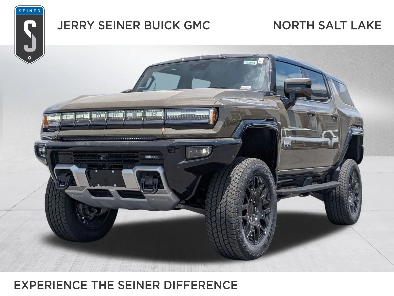 2025 GMC Hummer EV 2X SUV's photo